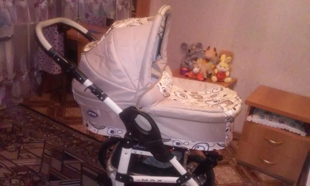 Купить коляску для новорожденного бу. Даром детская коляска. Коляски детские бу. Отдам даром детские коляски кроватки. Авито детские коляски.