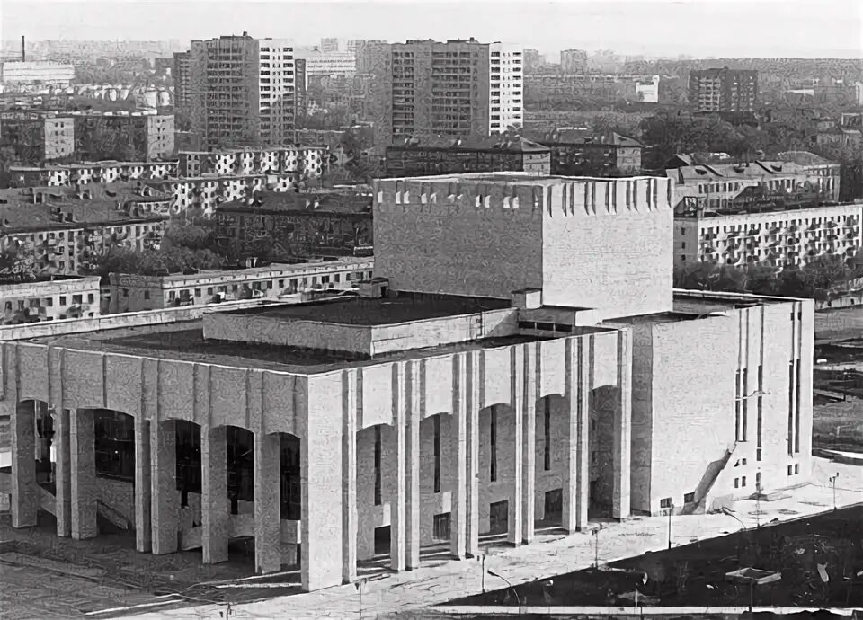 Театры 1990 года. Театр-театр Пермь. Пермский драматический театр. Драмтеатр Пермь старый. Театр театр Пермь 1927.