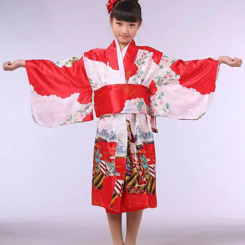 Изобразить национальную одежду японии. Кимоно японское фурисодэ. Японцы в традиционной одежде. Японская юката. Изобразить национальную одежду японии.