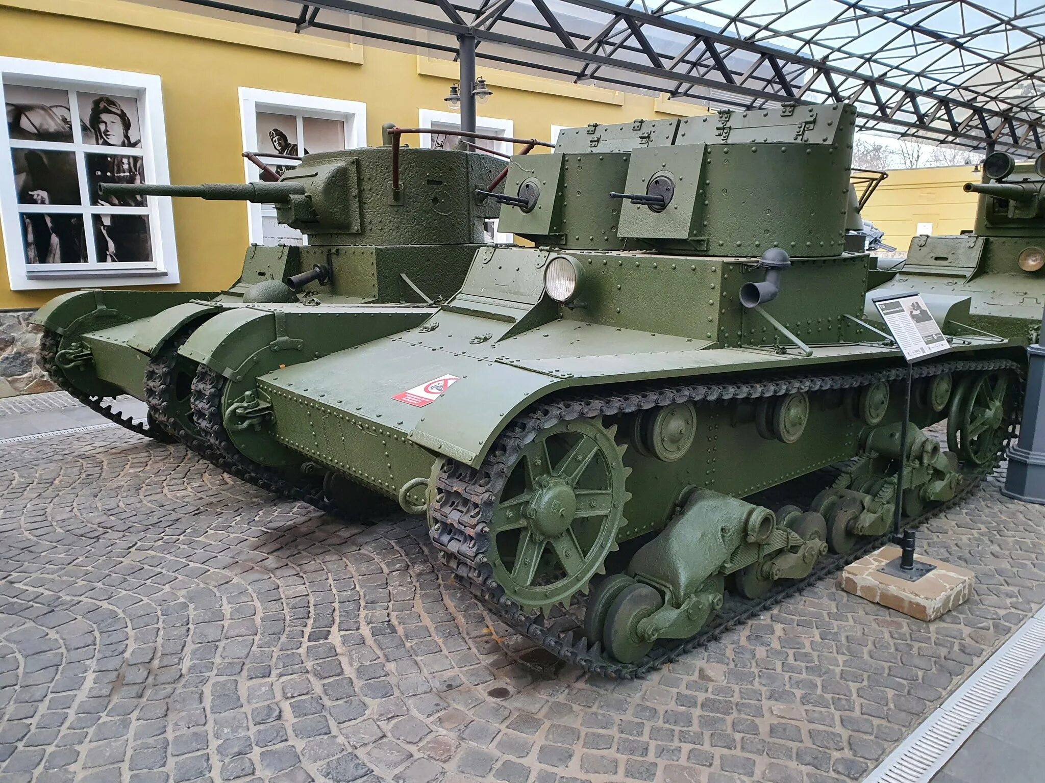 8 т 26. Танк т-26. Т-26 лёгкий танк. Танкетка т 26. Танк т26 1939.