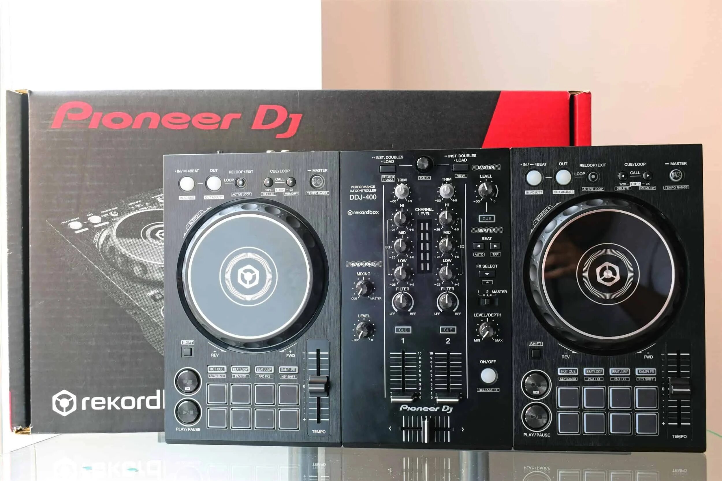 Контроллер ddj 400 купить. DJ-контроллер Pioneer DDJ-400. Пионер 400 контроллер. DLI 400 Pioneer. Decksaver dj400.