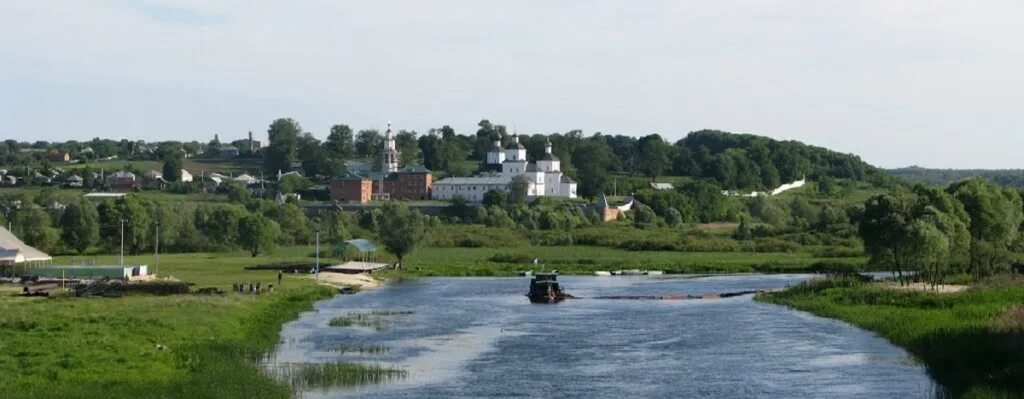 Администрация рыльска. Рыльская крепость Рыльск. Рыльск Курская область. Рыльск Курская область река.