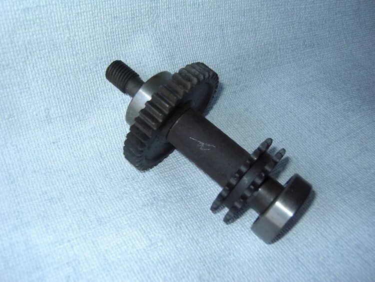 вал заднего хода в сборе буран. вал заднего хода в сборе буран. вал заднего хода короткий буран. вал реверс редуктора буран. вал заднего хода буран нового образца.