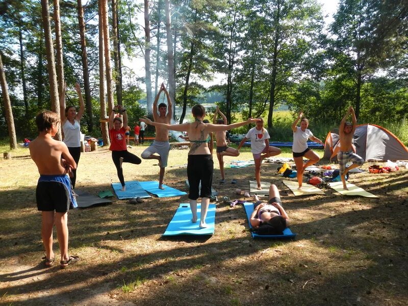 Вася для поездки в спортивный лагерь должен. Спортивный лагерь МЭИ Фирсановка. Лесная Поляна лагерь Саров. Спортивный лагерь Вокнаволок. Саров лагерь спортивный.