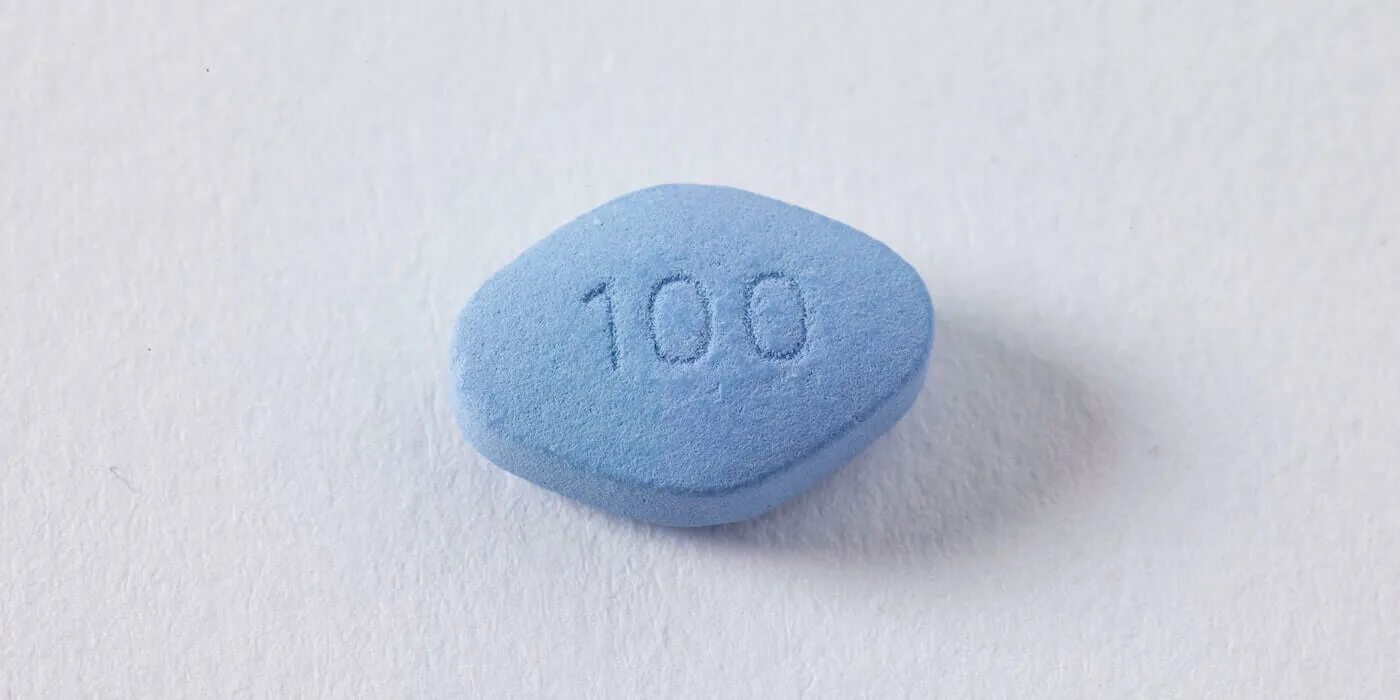Таблетка с надписью микро. Xanax 4 mg. Формованные таблетки. Таблетки на букву а. Таблетки со2.