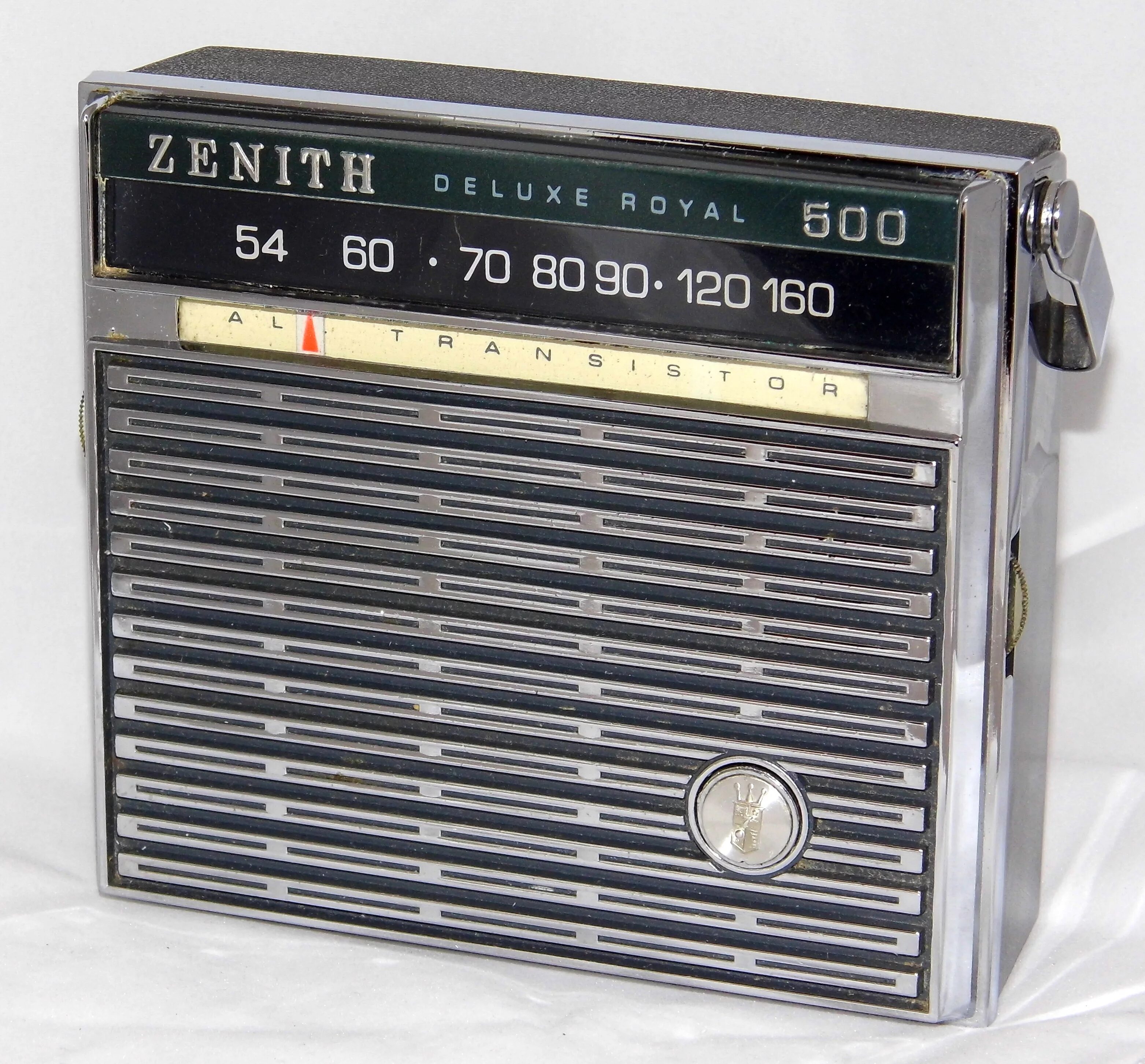 Роял радио. Роял Зенит. 1957 Transistor Radio. Транзистор Зенит рояль.