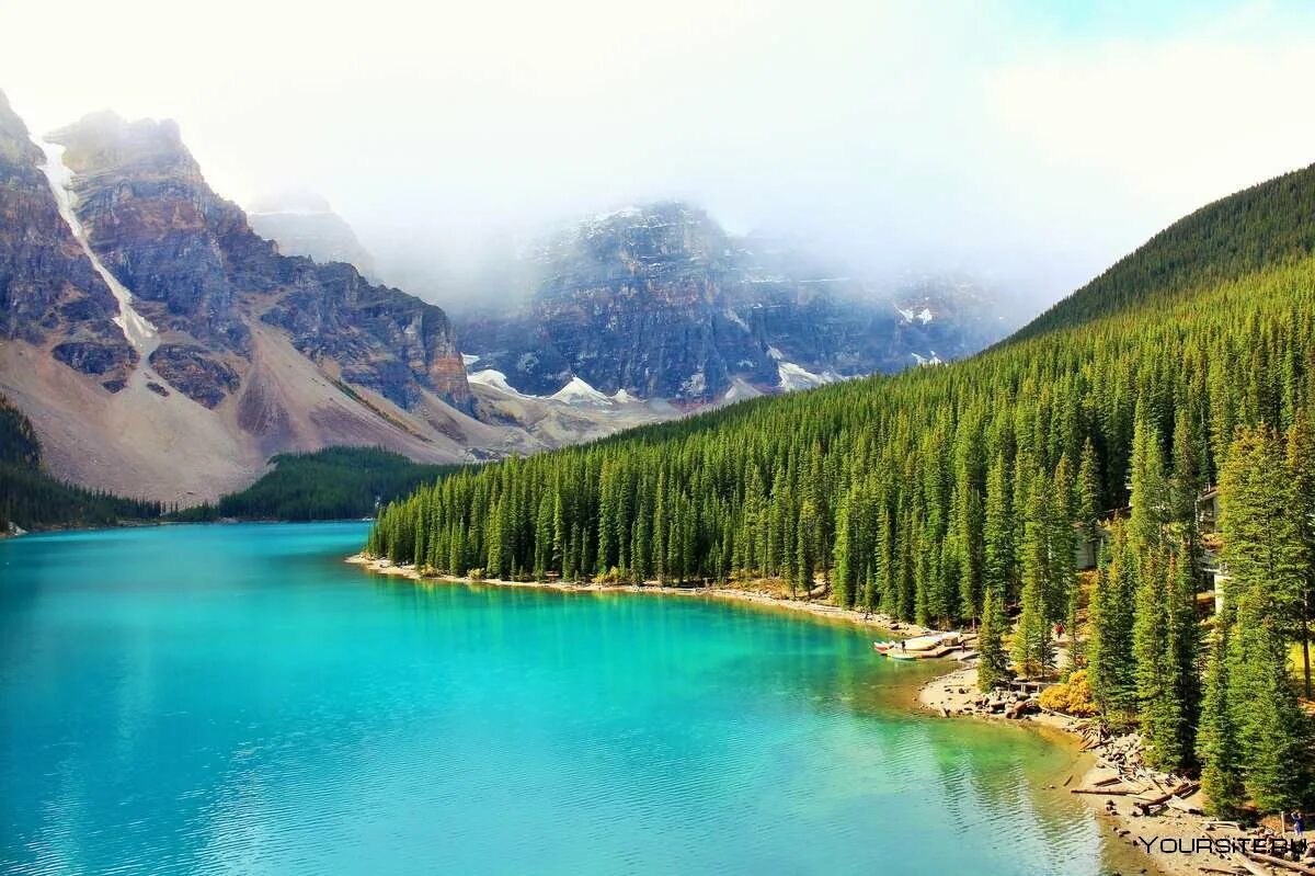 Canada lakes. Озеро Морейн в Канаде. Ледниковое озеро Морейн. Ледниковое озеро в Канаде. Озеро Банф Канада.