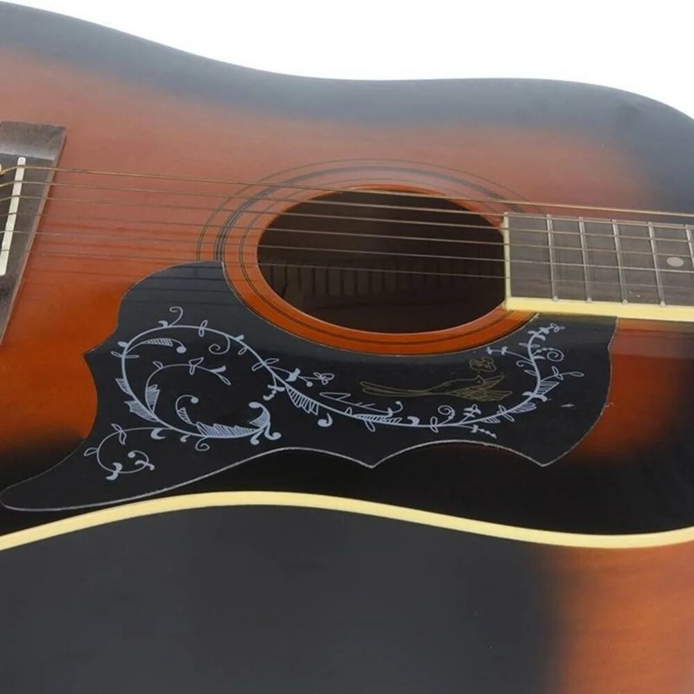 Лакированная гитара. Pickguard для гитары акустической. гольпеадор для акустической гитары. накладка на гитару акустическую. акустическая гитара с пикгардом.