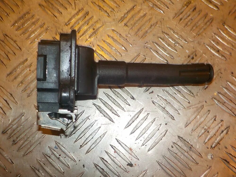 модуль зажигания ауди а4 б5 1. катушка зажигания ауди а6 с5 2. катушка зажигания ауди a6 фил. модуль зажигания ауди а6. 4.