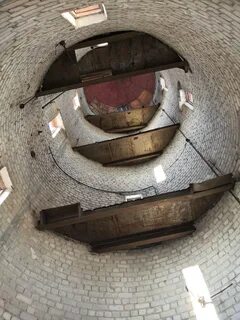 Башня внутри