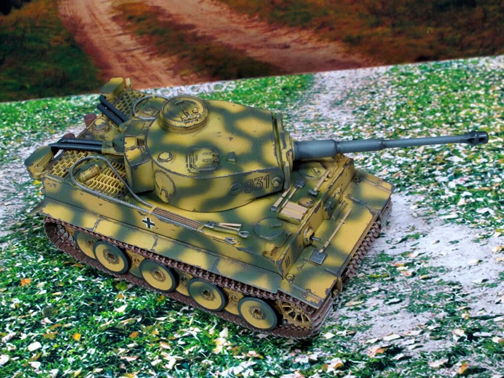 Тигр 1 72. Танк тигр 1 камуфляж. танк тигр звезда 1/72. танк тигр 1/72 камуфляж. tiger 1 1/72.