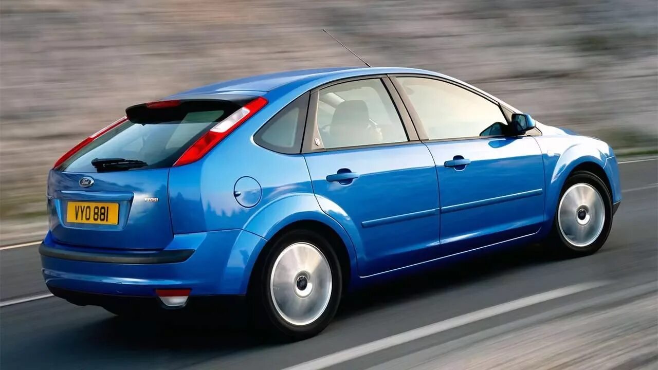 Форд фокус хлопок. Ford Focus 5 хэтчбек. Форт фокус 2 поколения хэчбэк. Ford Focus mk2. Ford Focus II Hatchback.