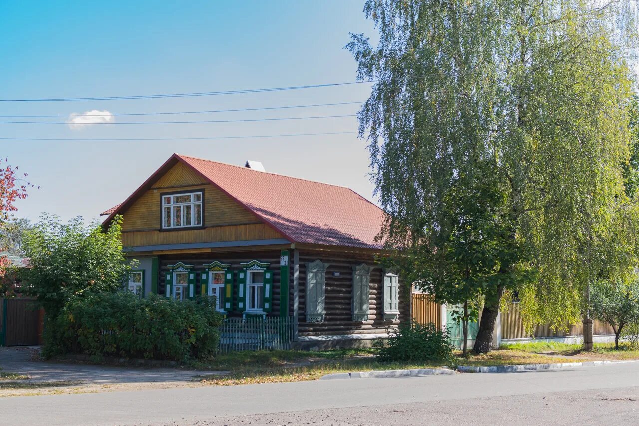 Советский дом в деревне. Советский деревенский дом. Деревенские домики СССР. Частный дом СССР. Сельский дом СССР.