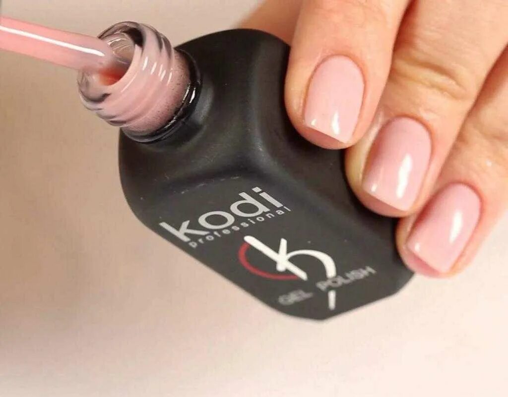 База для ногтей гель лак. Празрачний лак диля гокти. База клио рубер экстра 30 мл. Основа гель лака для ногтей. База топ для гель лака блюскай.