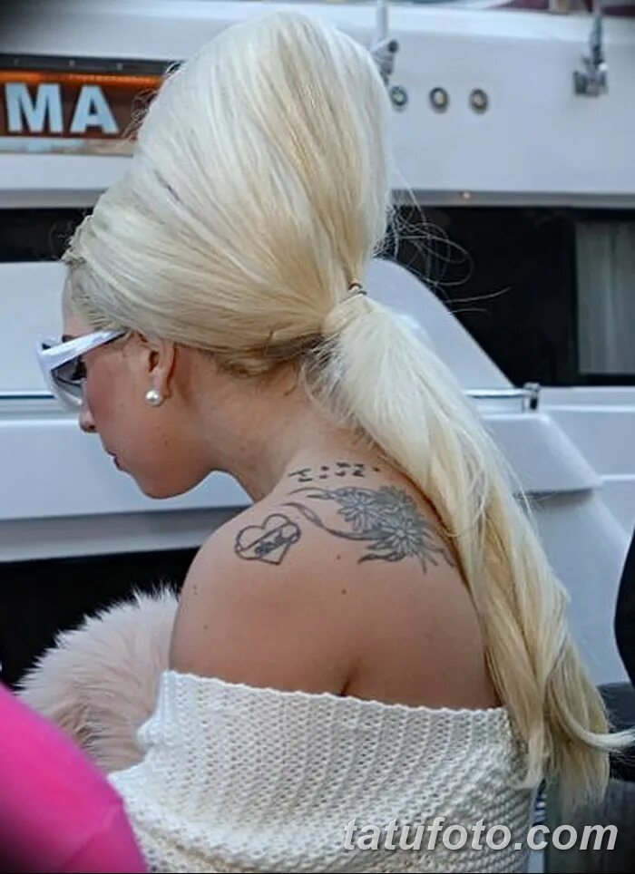 Татуировки леди гаги. Леди гага 2007. Леди гага татушки. Леди гага 2015. Lady gaga tattoo.