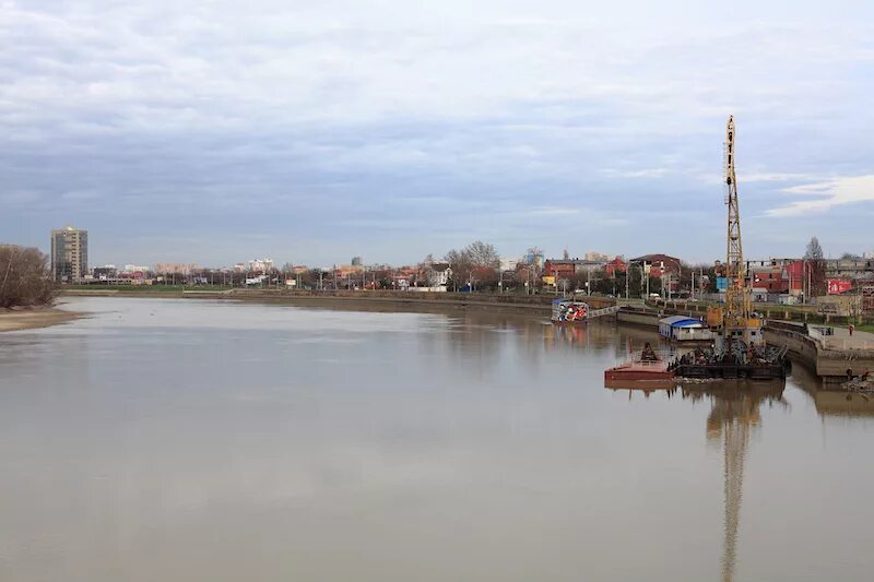 Кубань уровень воды в реке сегодня краснодар. Уровень воды в реке Кубань Краснодар. Река Кубань 2022 уровень воды. Река Кубань сейчас. Река Кубань сегодня уровень воды.