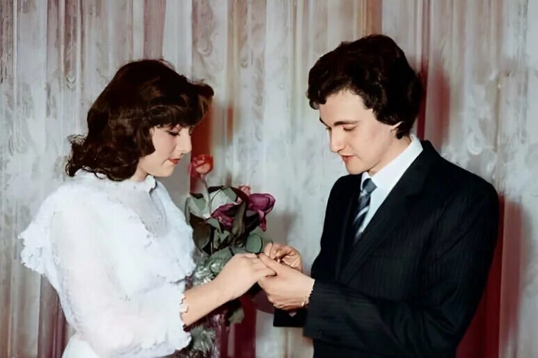 Первая жена техника. Первая жена Диброва. Свадьба Диброва.