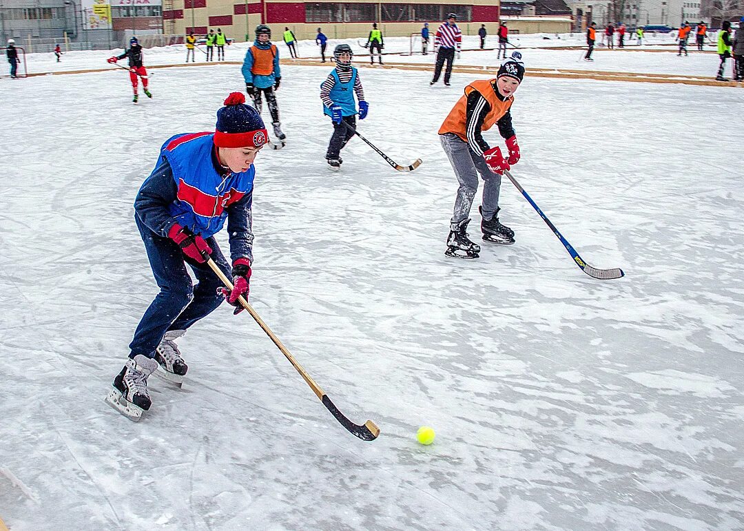 дворовый хоккей