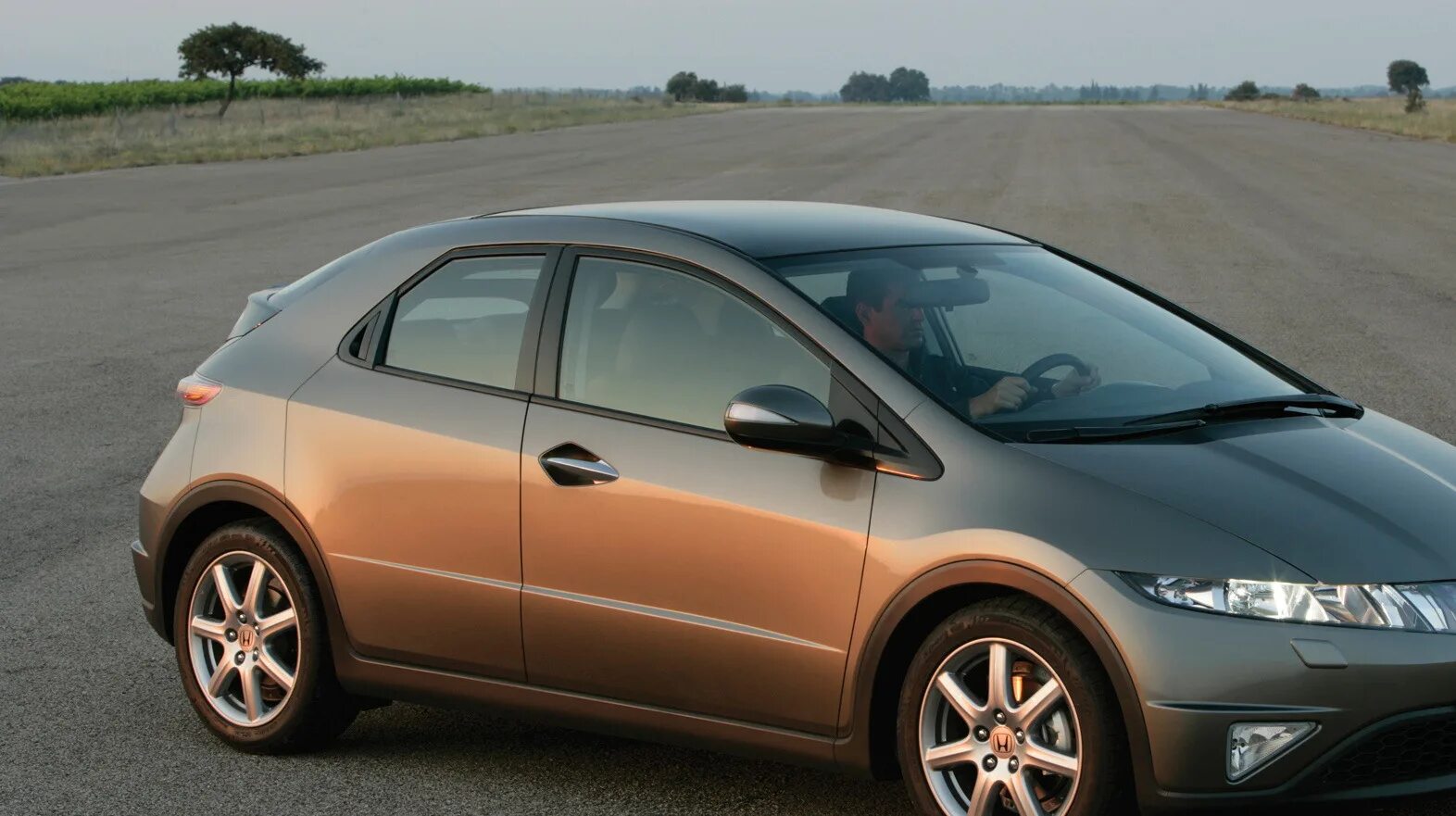 Хонда цивик хэтчбек 2008. Honda Civic 5d 2008. Honda Civic 5в 2008. Хонда Цивик 5. Хонда Цивик 5д хэтчбек.