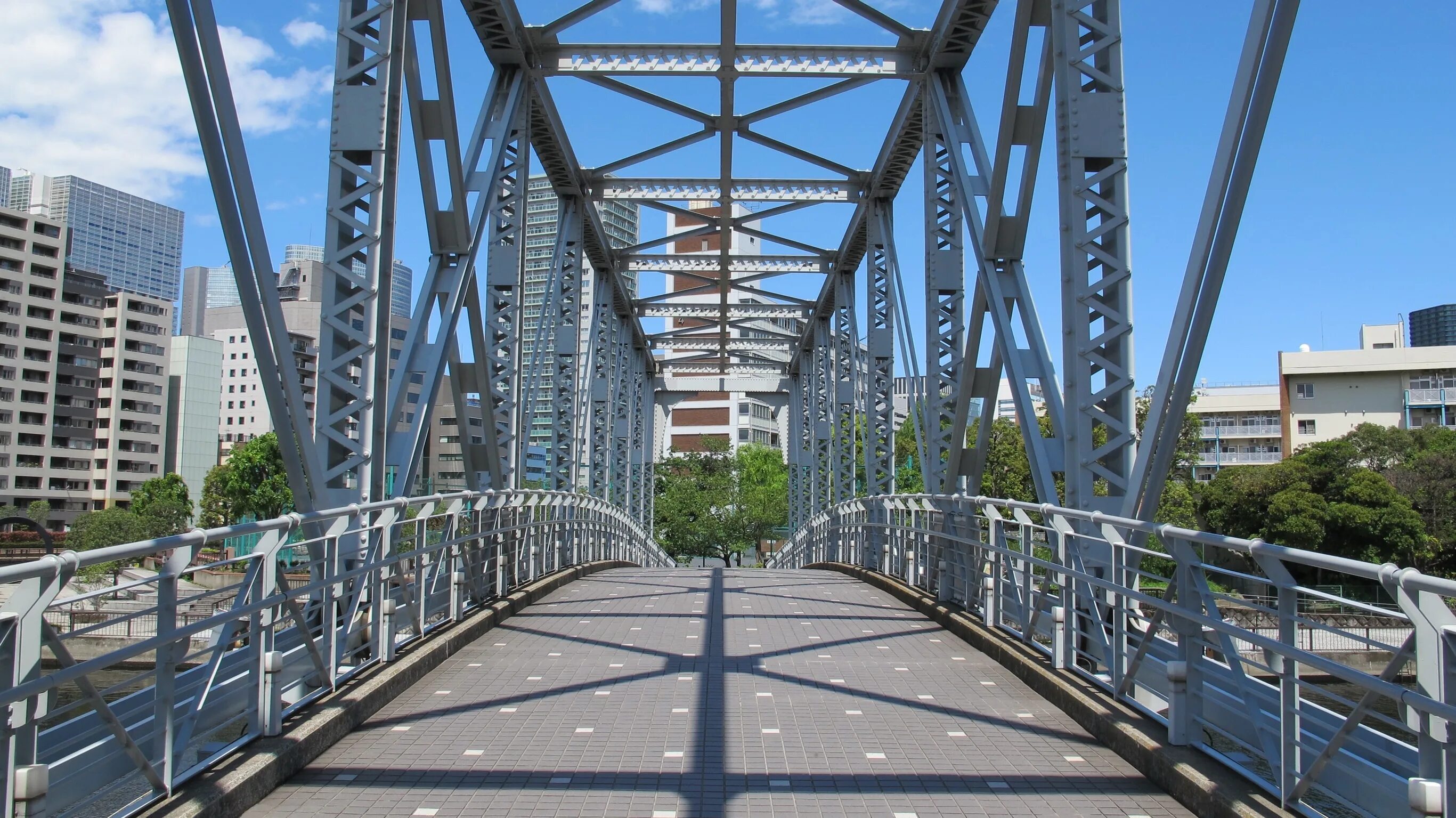 Building structures