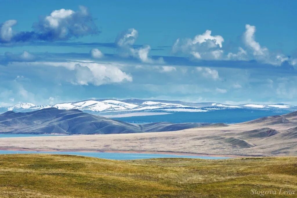 Небо хакасии. Небо хакасии. Хакасия оз. Боградский район хакасия озеро янтарное. Ночное небо хакасии.