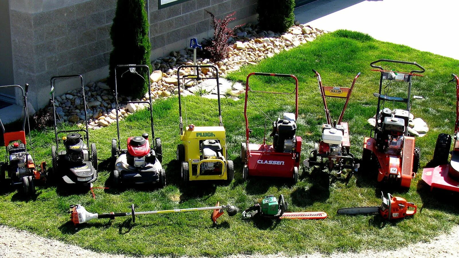 Газон оборудование. Husqvarna a2400. Приспособление для аэрации газона. Аэратор evc 1000 gardena. Автополив газона rain bird.