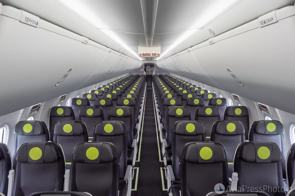 Boeing 737-800 s7 внутри. салон boeing 737 800 s7. салон boeing 737 800 s7. Boeing 737 s7 салон. S7 737-800 салон.