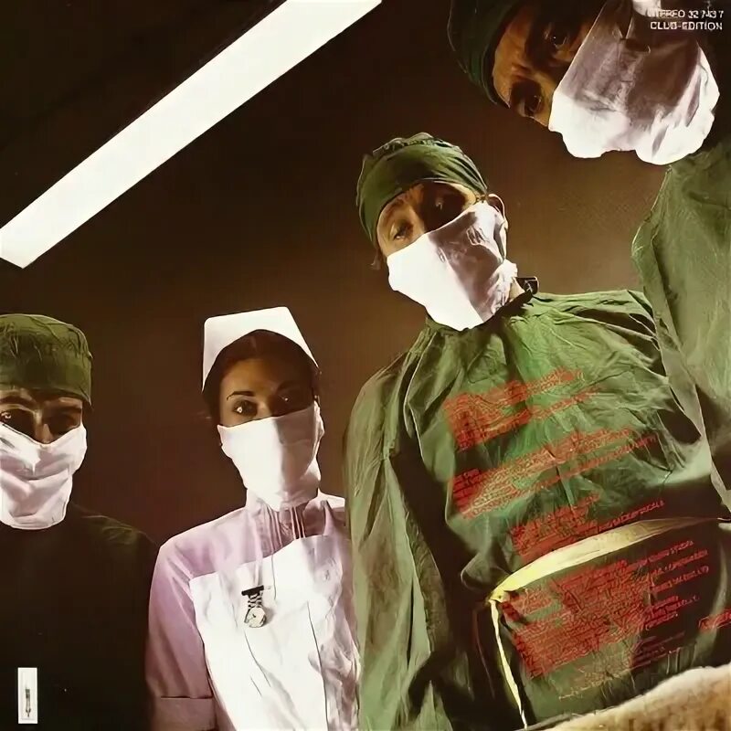 Difficult to cure. Difficult to Cure (1981) Rainbow буклеты.