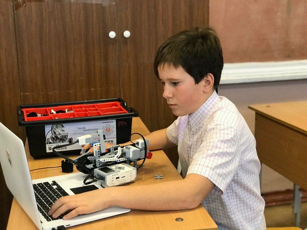 Лига роботов калининград. Лига роботов миасс. Лига роботов миасс. Лига роботов миасс. Презентация лига роботов.