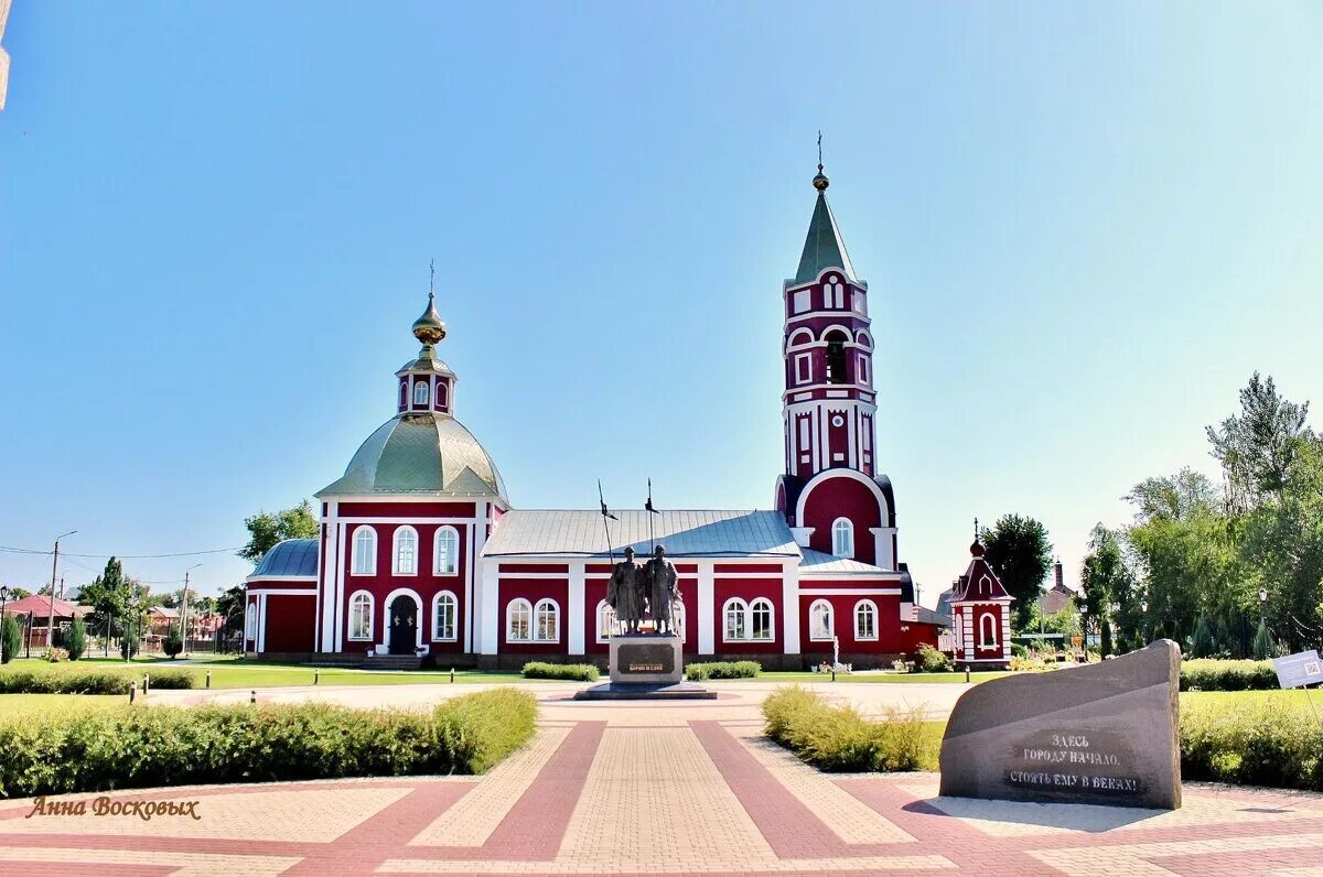 Сайт борисоглебска воронежской. Храм Бориса и Глеба Борисоглебск. Борисоглебский храм в Воронежской области. Храм Бориса и Глеба в Борисоглебске Воронежской.