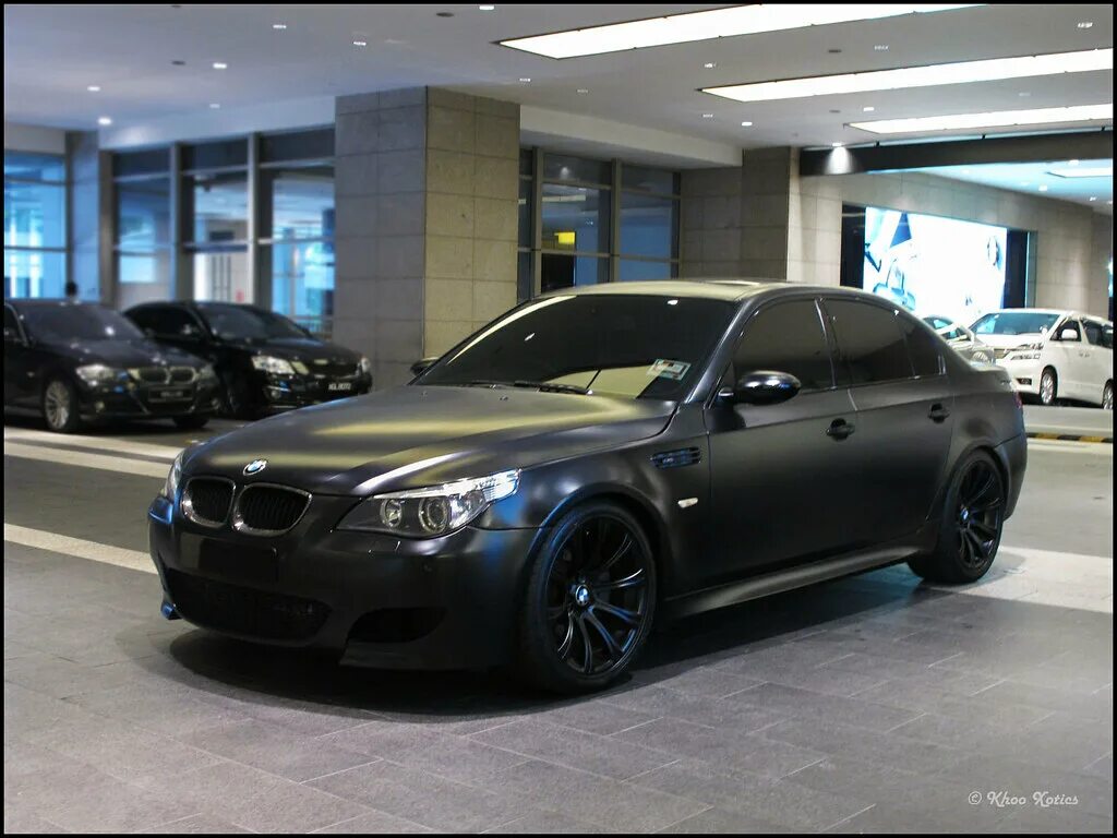 Бмв м5 матовая. БМВ m5 e60 черная. БМВ м5 е60 черная. BMW m5 матовая. BMW m5 e60 Matte Black.