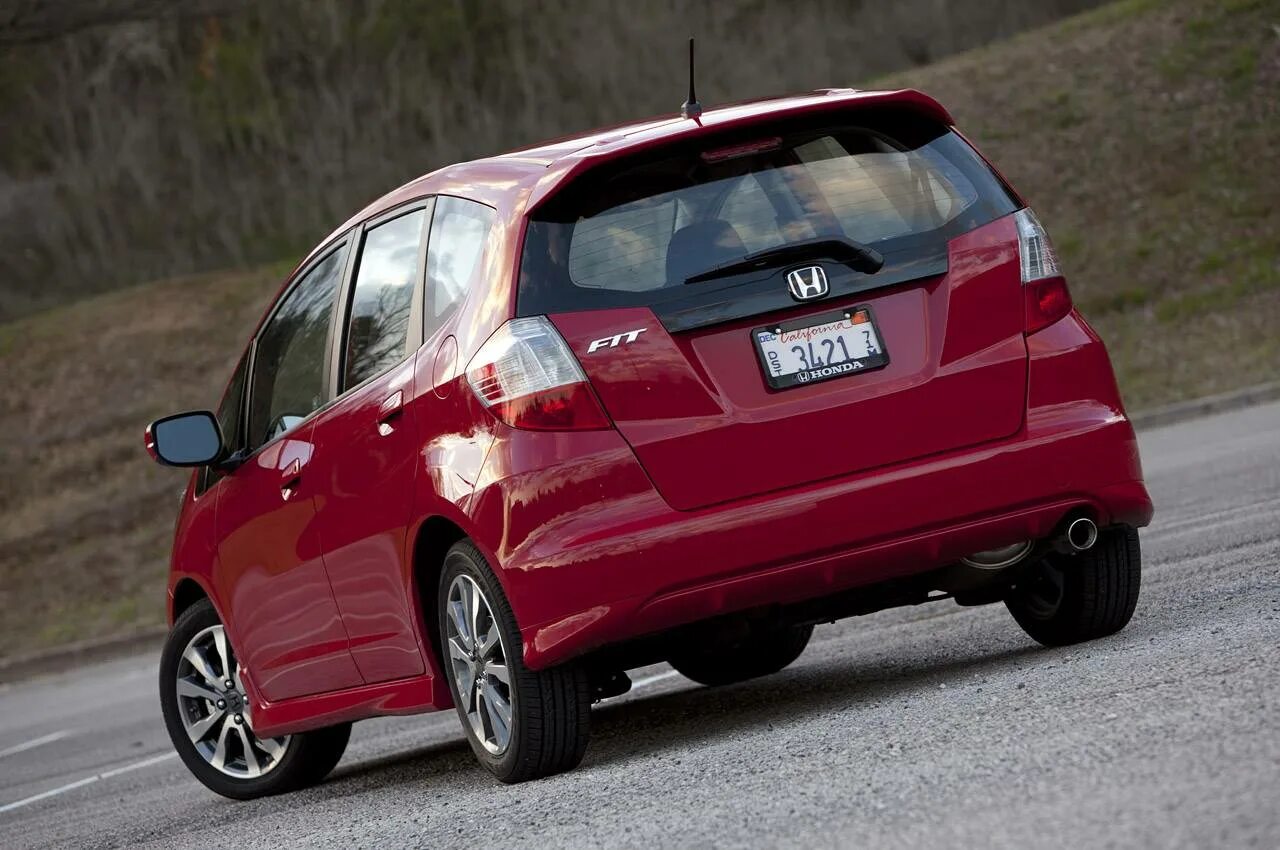 Honda fit 2013. Хонда фит 2013 фит. Хонда фит 2013г. Honda Fit Sport.