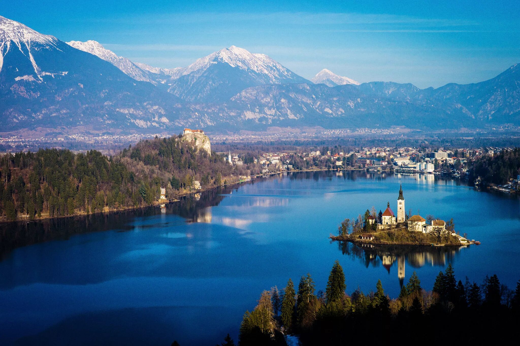 Озеро карецо. Лаго ди товель фото. Лаго пуэло аргентина. Лаго маджоре швейцария. Лаго-маджоре озеро.