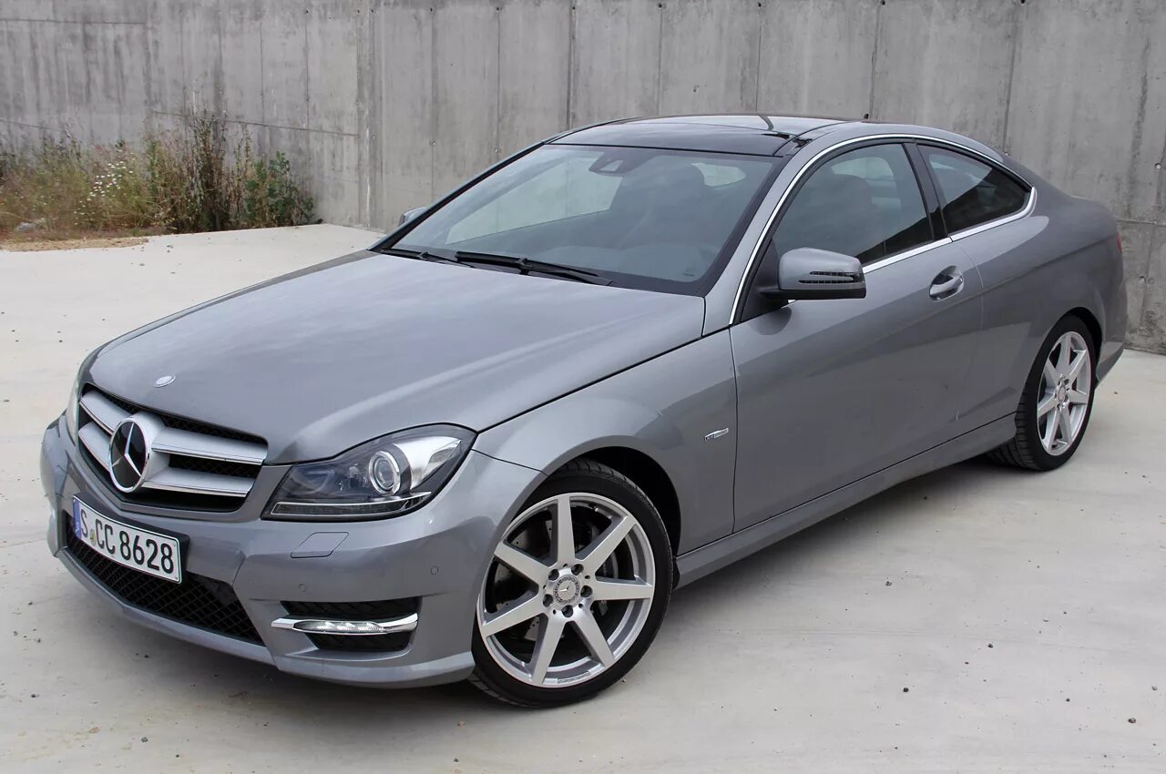 Mercedes c class Coupe 2012. Mercedes Benz c class 2012 купе. Mercedes c Coupe 2012. Mercedes Benz Coupe 2012.