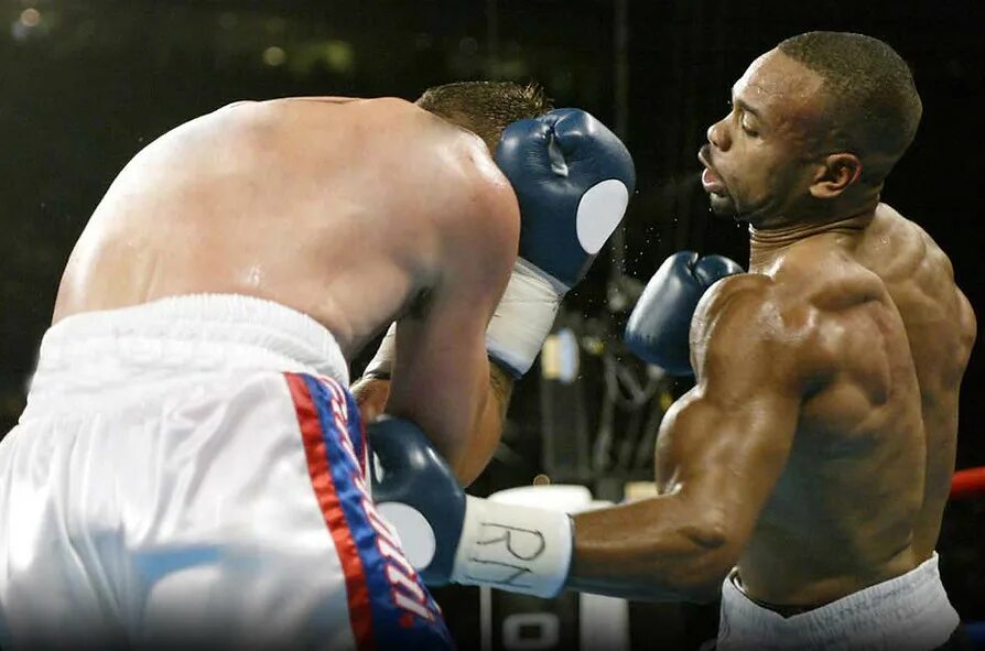 кикбоксинг лоу кик. можно ли в боксе бить ногами. лоу кик техника удара. муай тай хай кик. атака в боксе.