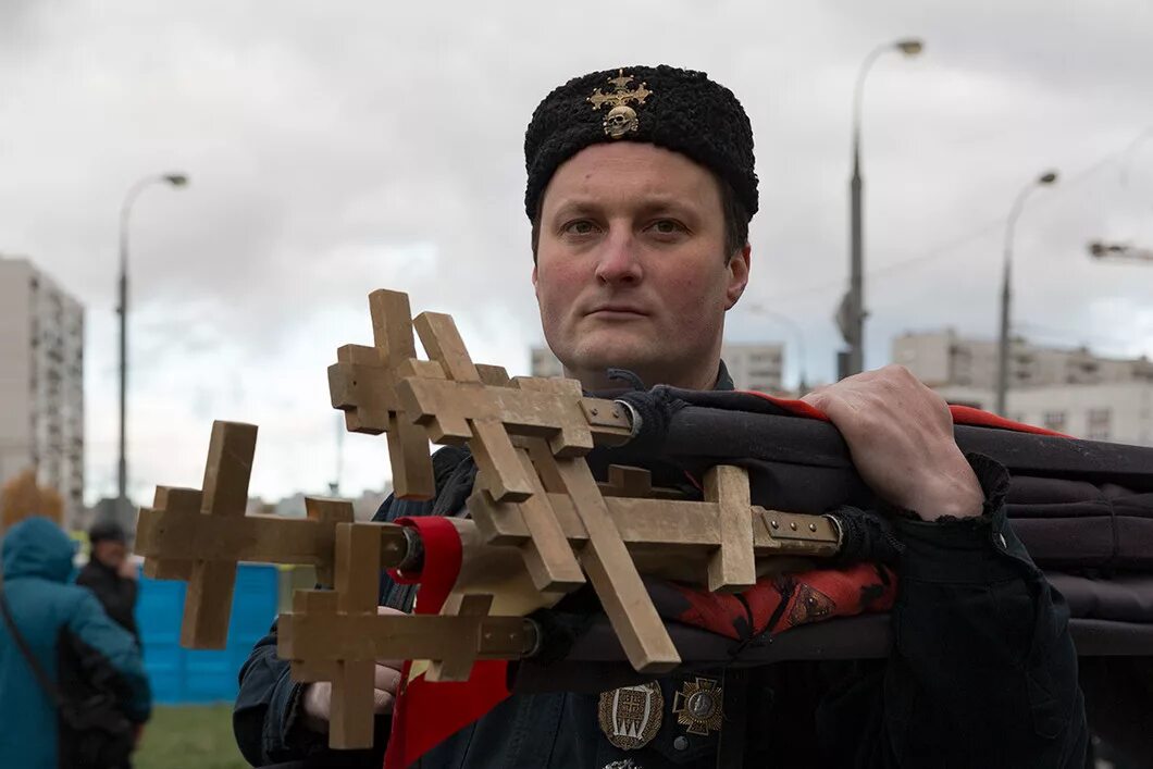 Союз православных. Хоругвеносцы русский марш. русский марш фотографии. юрий самусенко союз православных братств. русский марш москва фото хоругвеносцы.