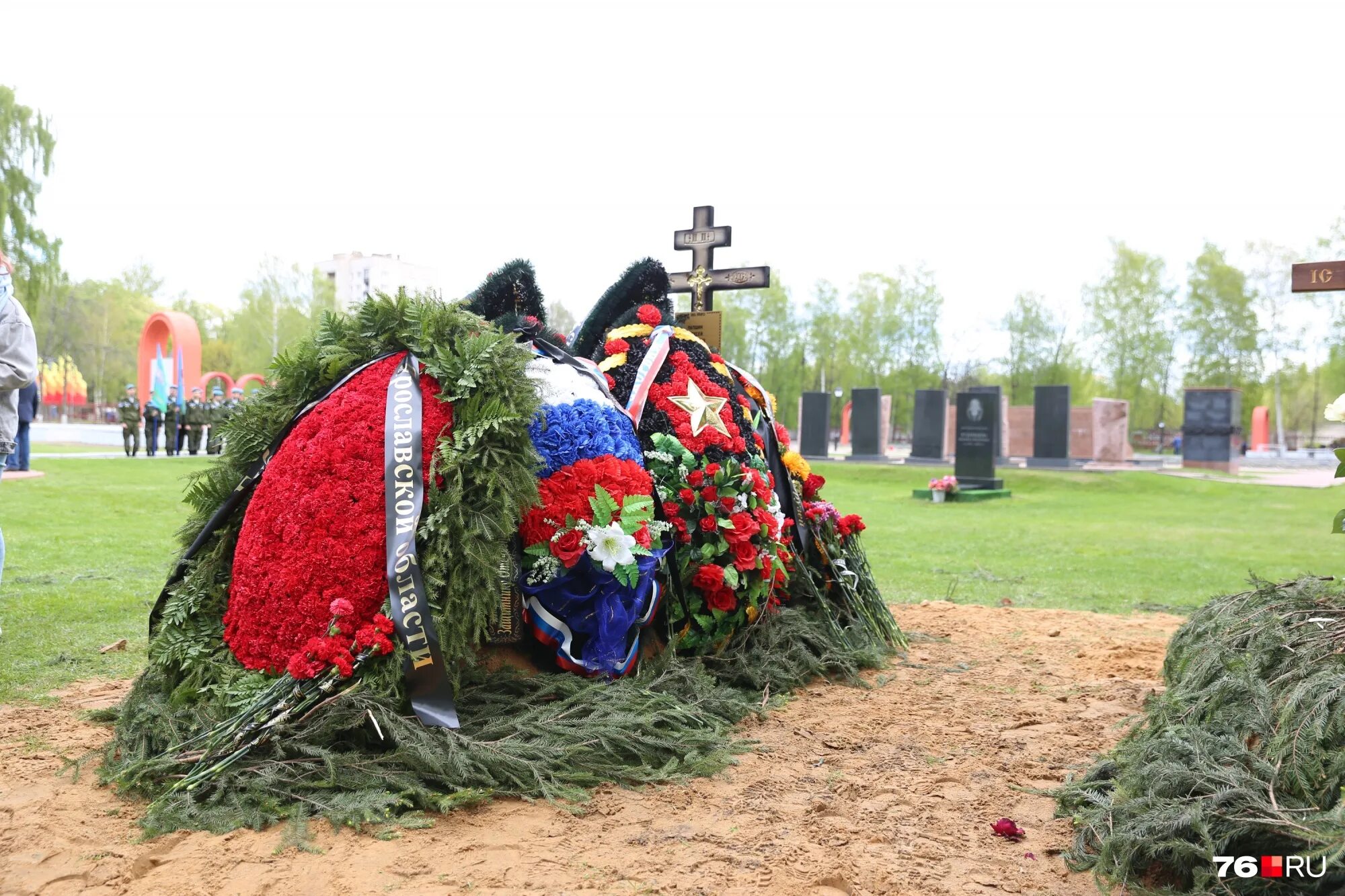 Захоронение военнослужащих