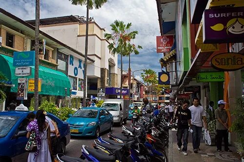 Бали улицы. Бали Чангу улицы. Улицы Куты Бали. Денпасар Бали Чангу. Кута Бали Главная улица.