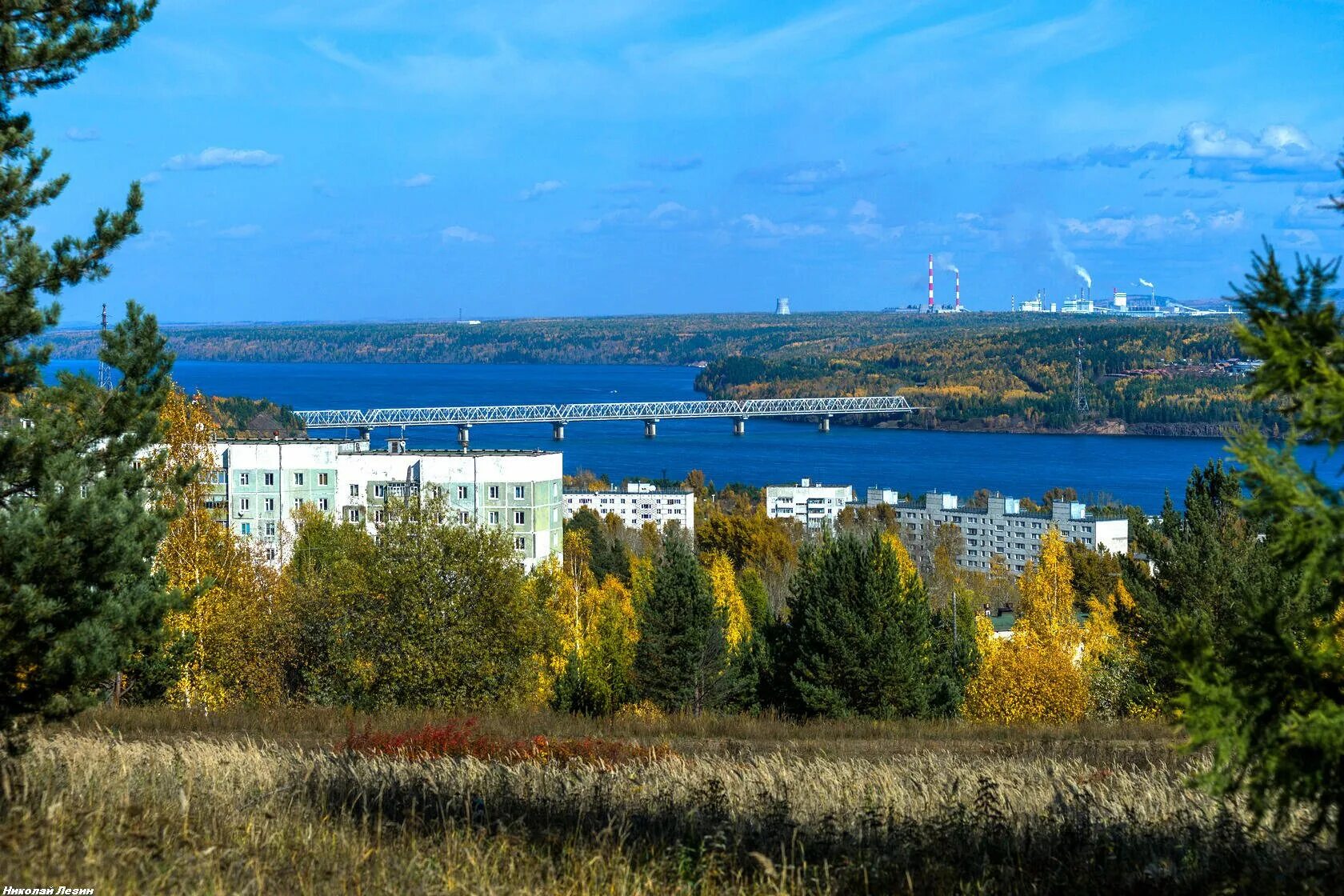 Город усть илимск зимой. Усть-илимск лесопромышленный комплекс. Усть илимск с высоты. Площадь усть илимска. Уи усть илимск.
