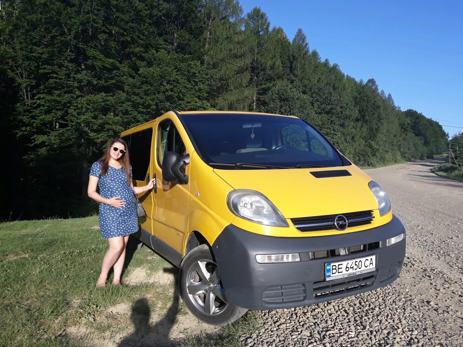 Opel Vivaro. Опель Виваро желтый 2004. Опель Виваро 1.9 дизель. Opel Vivaro b 2014 – 2018 минивэн. Opel vivaro купить