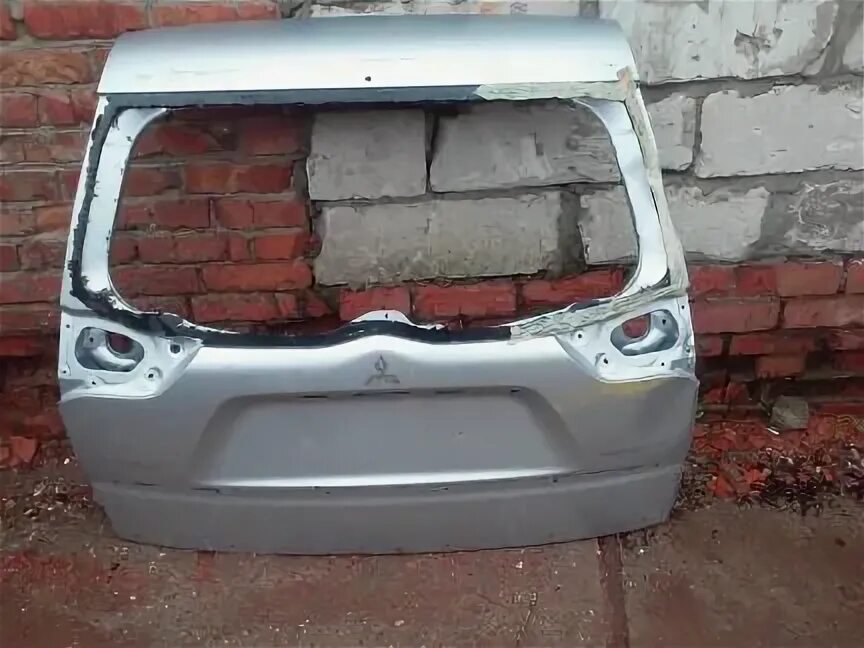 Крышка багажника паджеро 2. Крышка багажника митсубиси паджеро спорт 2. Дверь багажника паджеро спорт. Mitsubishi pajero sport крышка багажника. Mitsubishi 5801a680.