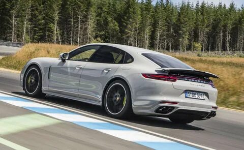 Porsche panamera turbo s