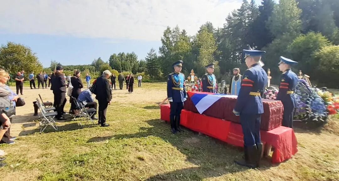 Прощание в Калязине с погибшими. Сво Тверь прощание.