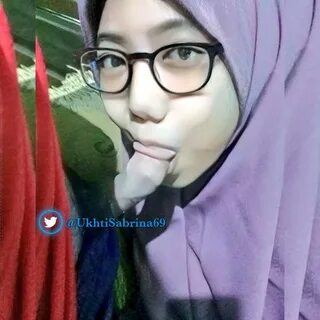 Bokep jilbab tante.