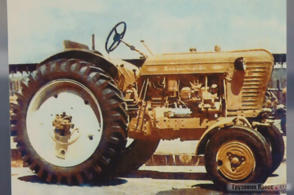Тракторы 24. Игрушечные трактора технопарк. Дт-24 трактор. Трактор хтз т-20. Дт-24- 2 трактор.