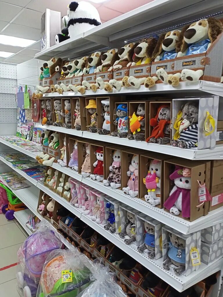 база игрушек на 45 стрелковой дивизии. детский отдел игрушек. игрушкиоптом. детский отдел игрушек. игрушечный магазин.