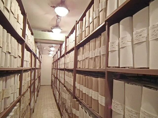 Государственный архив рт столбище. Государственный архивный фонд ссср. Здание архивохранилища. Госархив большая пироговская 17. Архивное хранение.