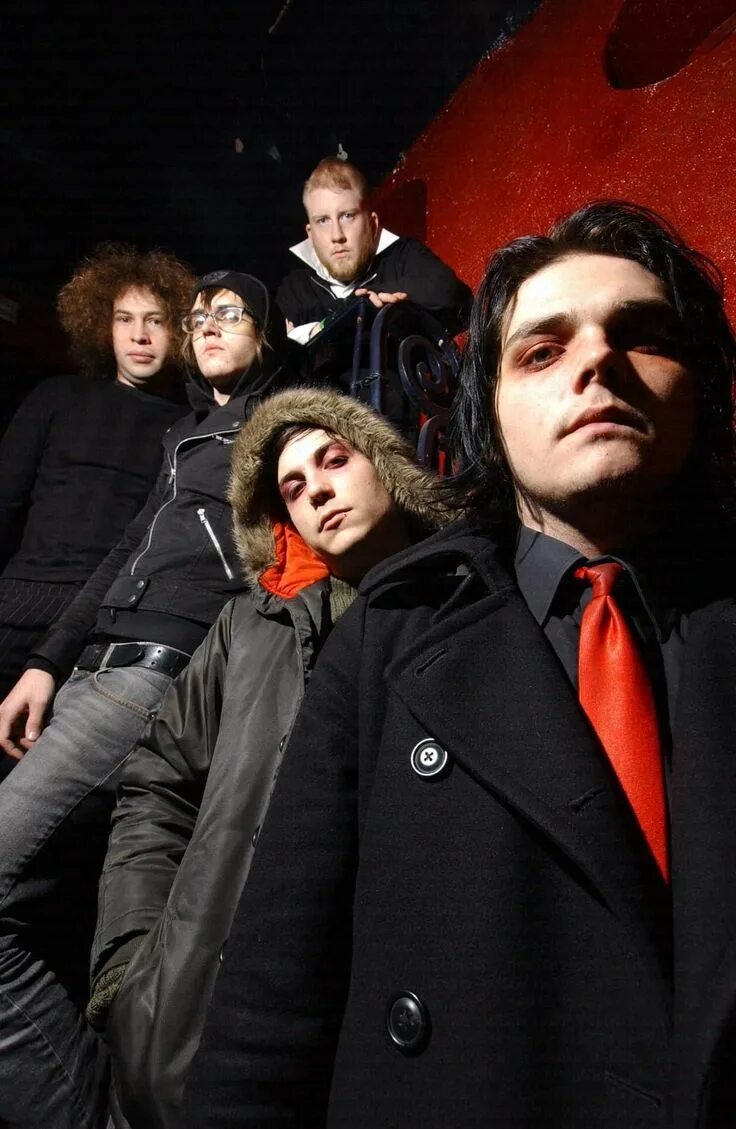 Группа my Chemical Romance. My Chemical Romance Ревендж. My Chemical Romance Эра Ревендж. My Chemical Romance 2020. My chemical romance last