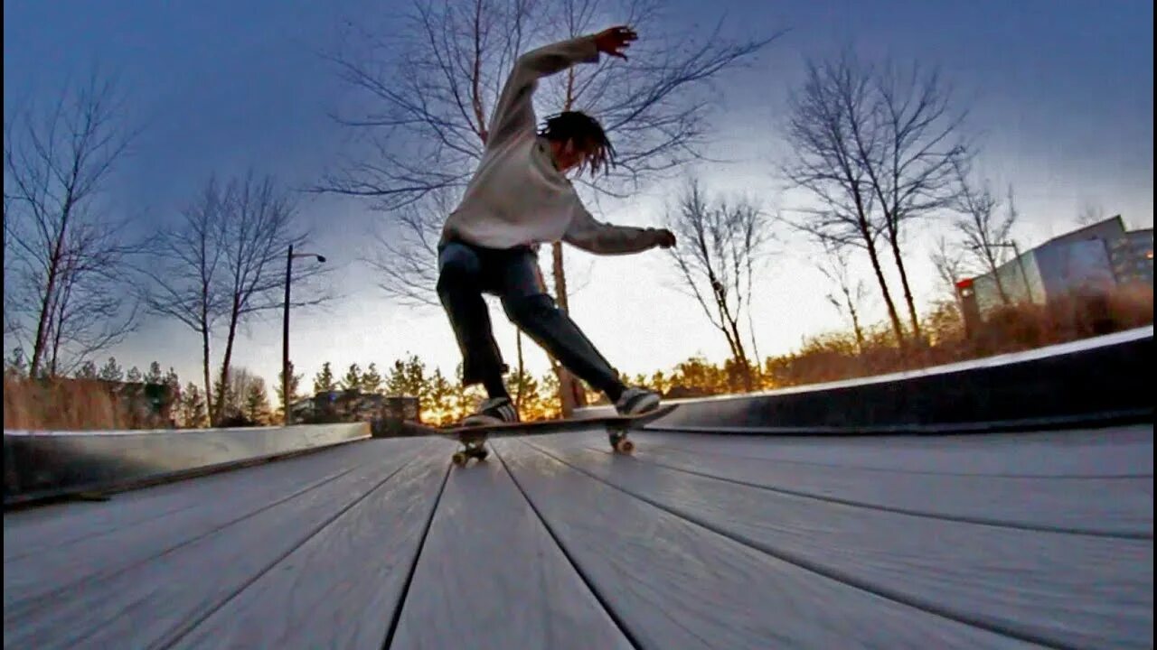 Музыка игра двигайся. Powerslide скейт. Skateboard Powerslide. Мануал скейт. Ноус мануал на скейте.