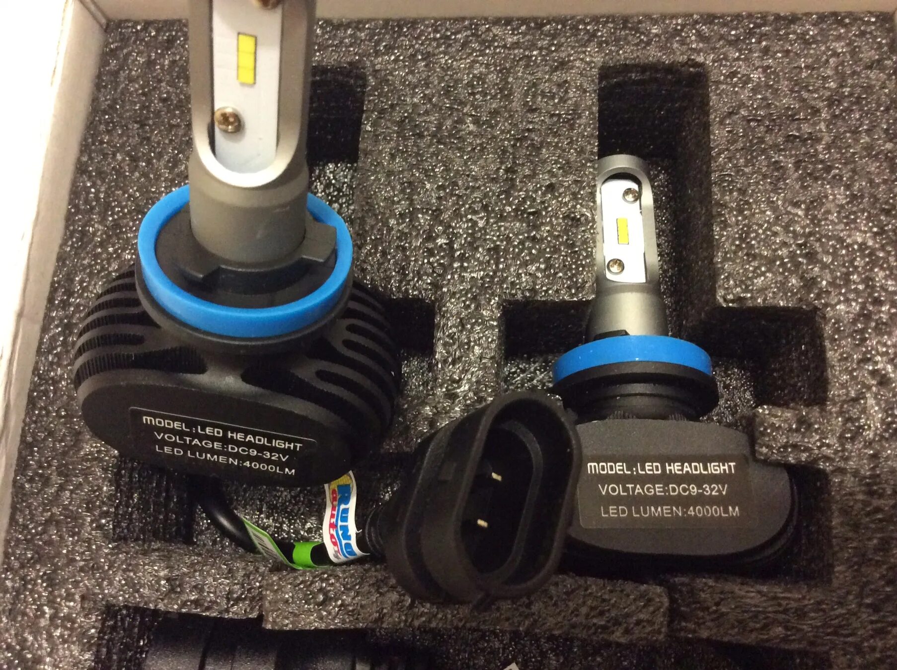 H4/ 8000k/12v/35w/ac лампа. Dodge charger, 2011 г. Какие лампы поставить вместо ксенона. Лампочка d2r ксенон. D2r лампы 10000к.